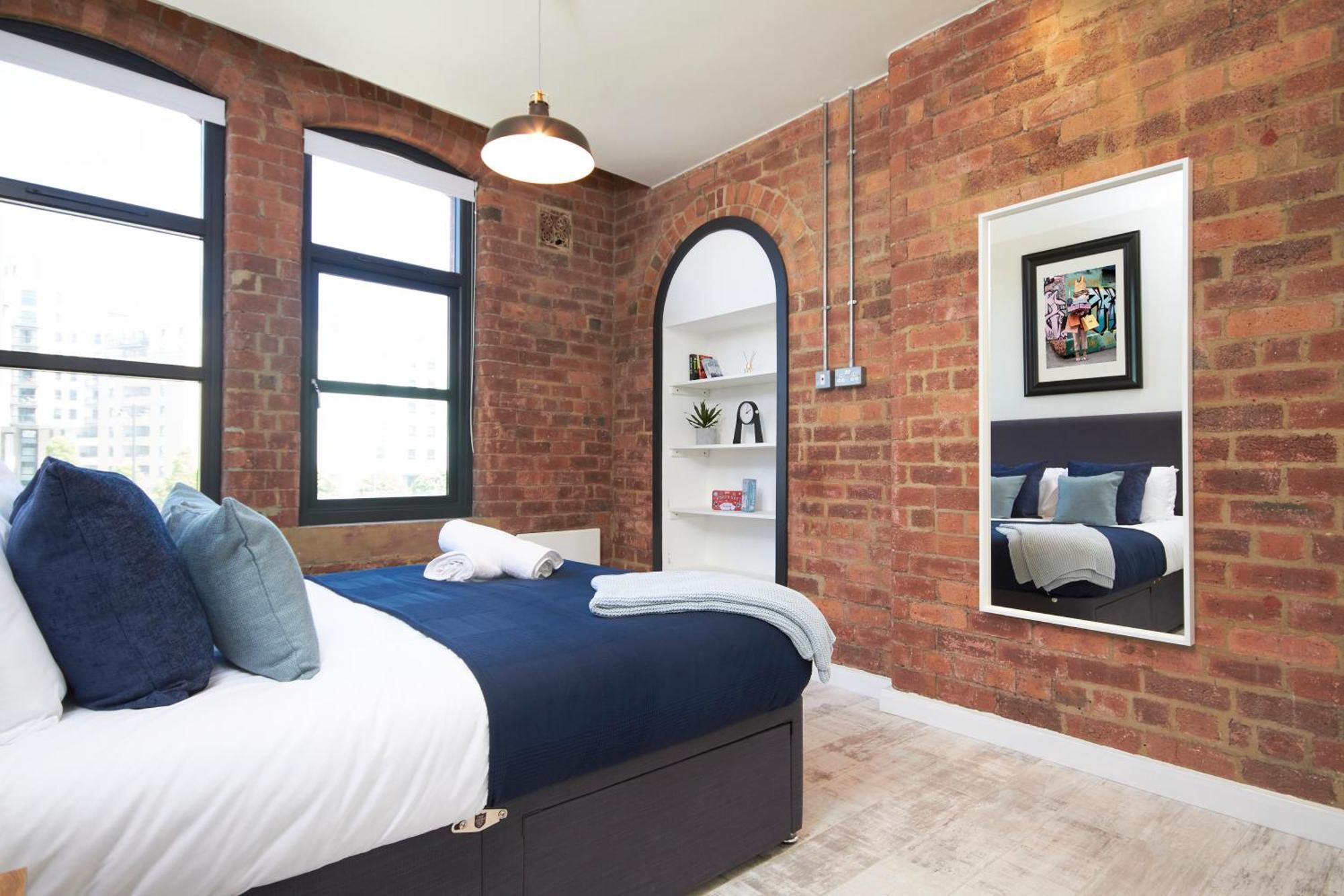 Sleek New York Style Apartment In Central Leeds Leeds  Exterior photo
